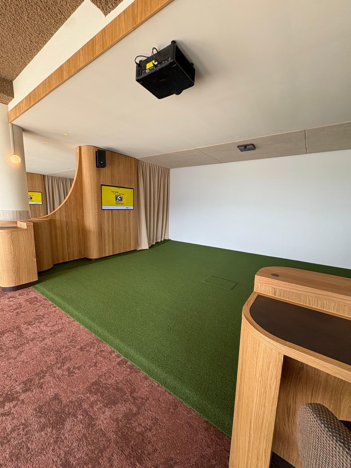 Indoor golf aanleg